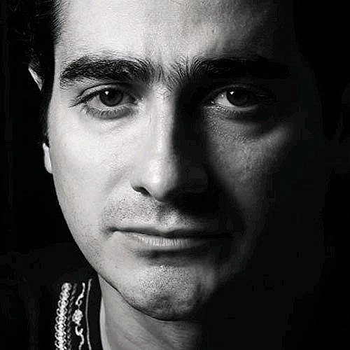 Ahay Khabardar by Homayoun Shajarian