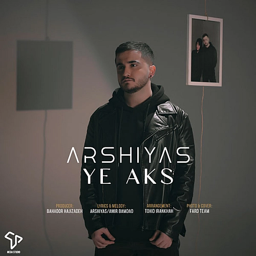 Ye Aks by Arshiyas