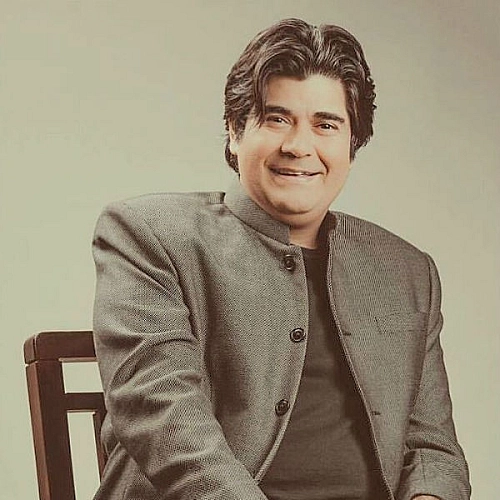 Hamaseye Basirat by Salar Aghili